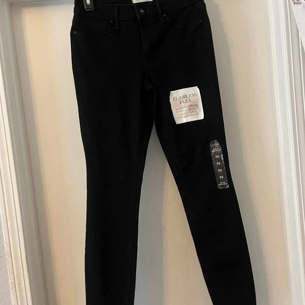 Jessica Simpson Kiss me Super Skinny Jeans - Picture 3 of 6